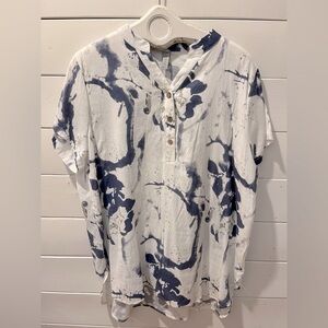 AVENA White & Navy Abstract Tunic – Size XXL